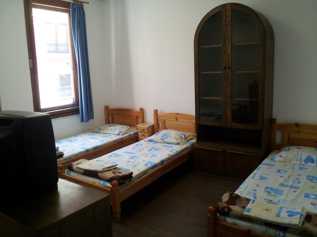 Hostel Old House Burgas City Zimmer foto